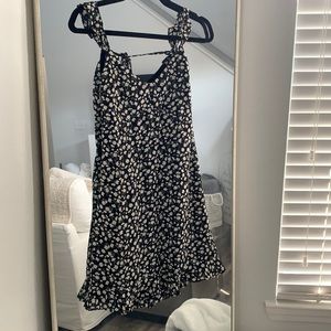 Abercrombie Worn once! Flowy floral dress with open back!